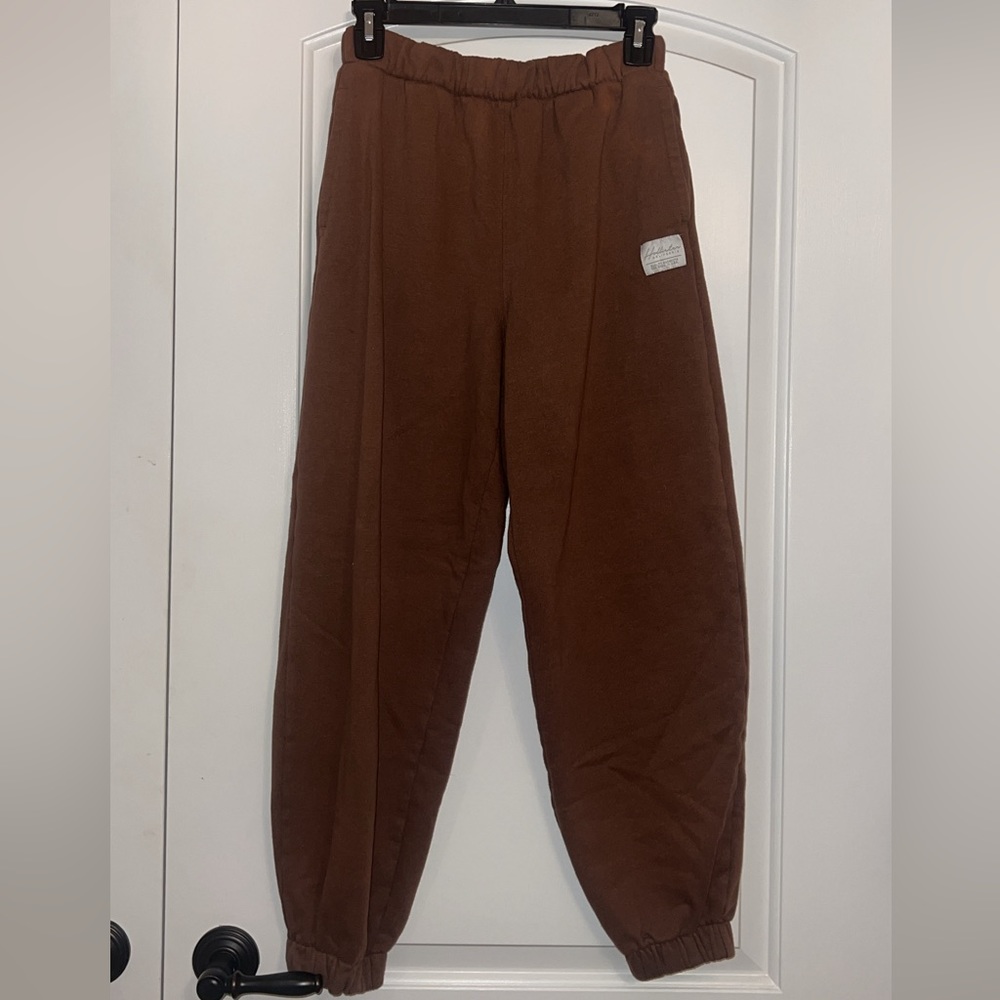 Brown Woman’s Sweatpants